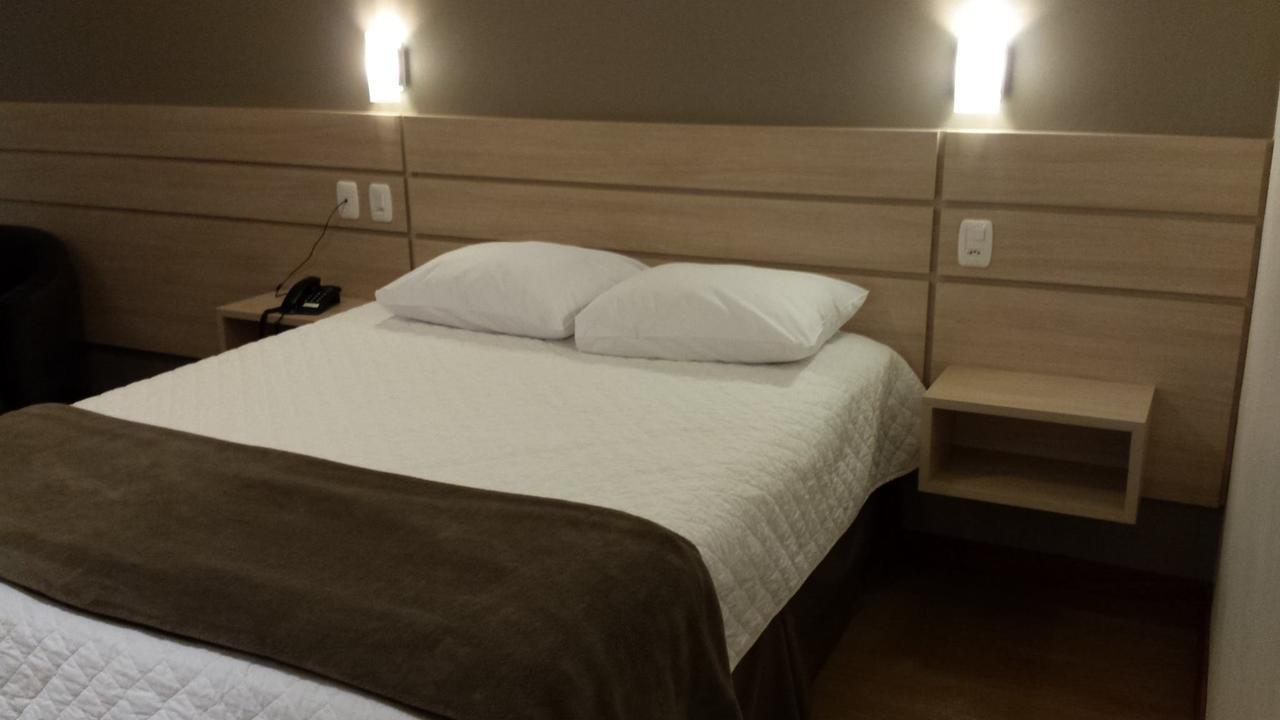 Executivos Hotel 上克鲁斯 外观 照片
